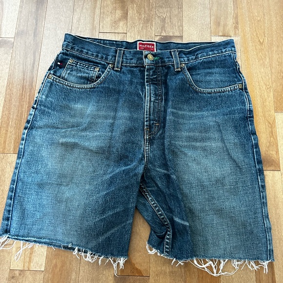 Tommy Hilfiger Red Label Jorts - Picture 2 of 3